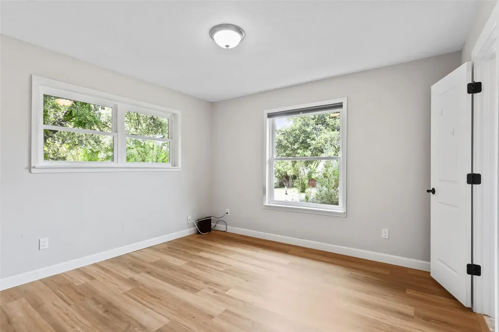 1308 Cardinal Hill Circle Austin TX 78758