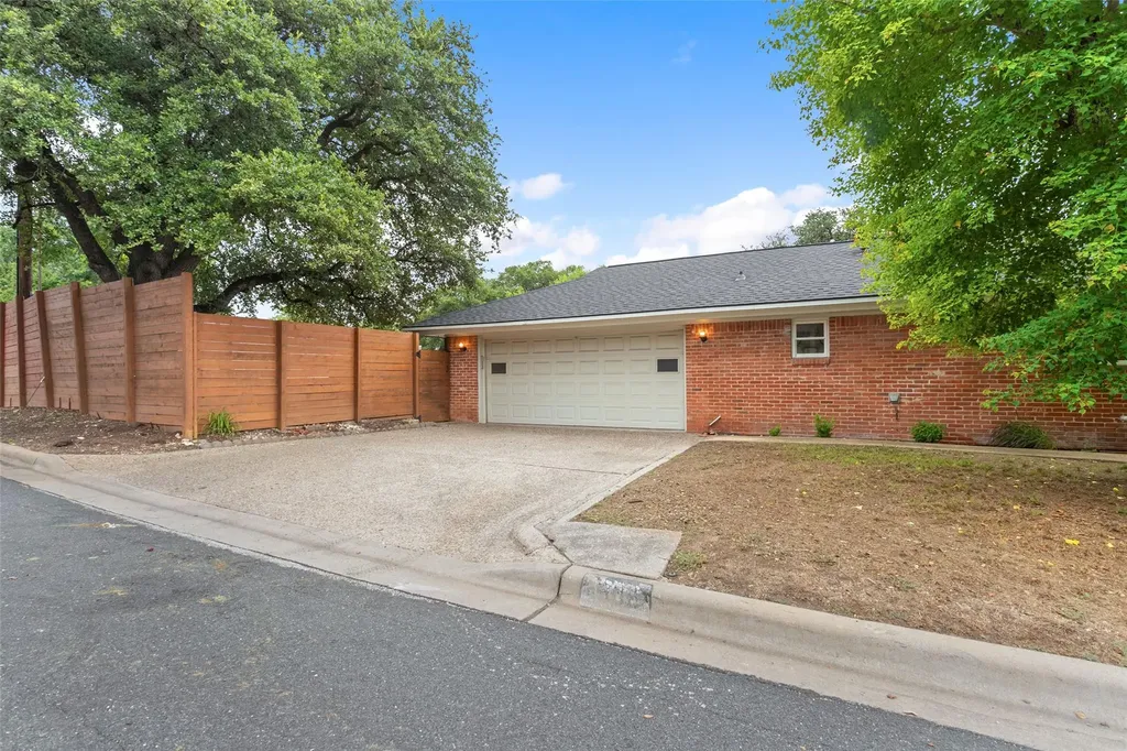 1308 Cardinal Hill Circle Austin TX 78758