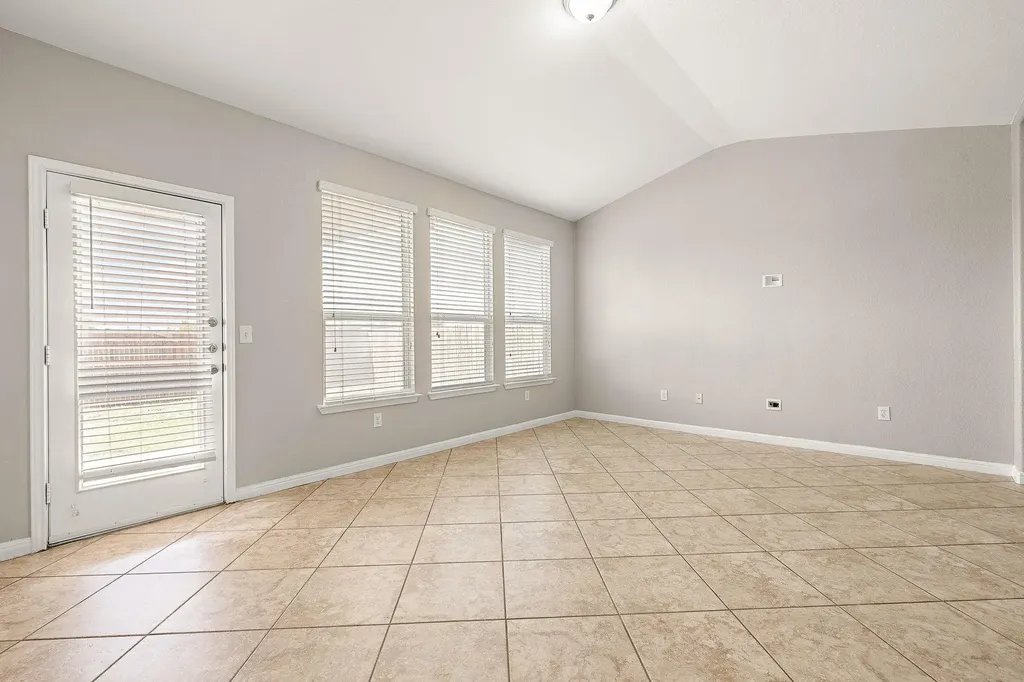 313 Moulins Lane Georgetown TX 78626