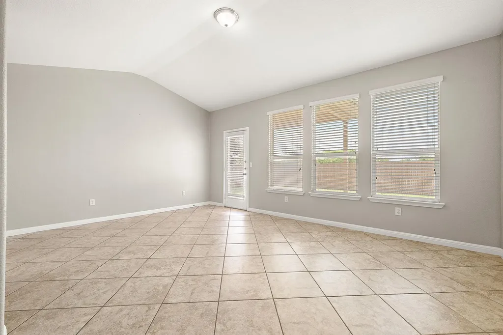 313 Moulins Lane Georgetown TX 78626