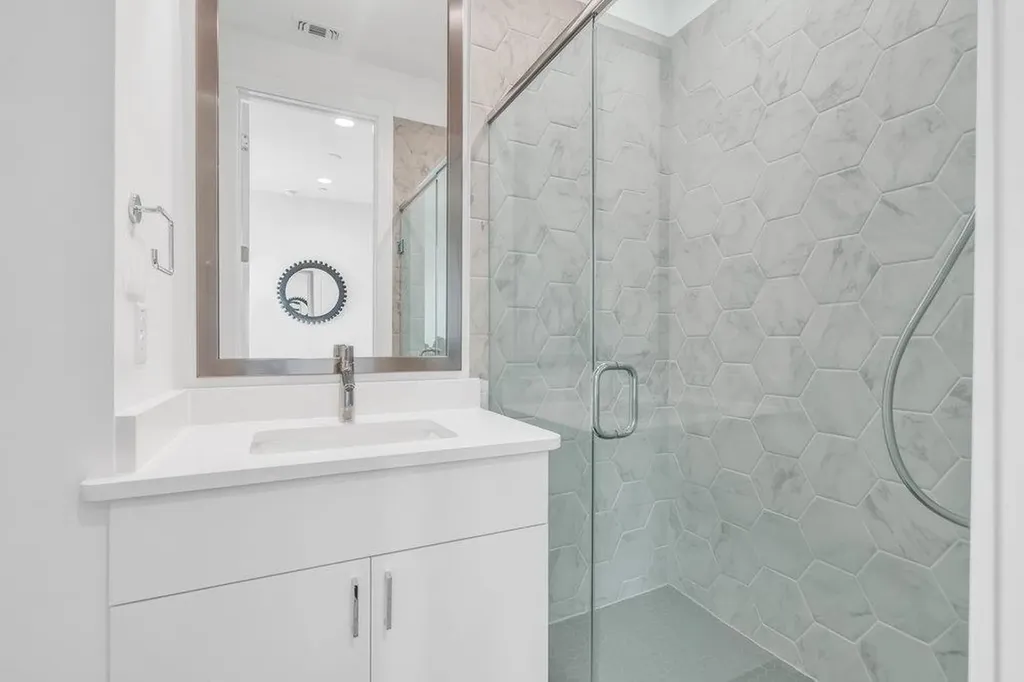 2505 Bluebonnet Avenue Austin TX 78704
