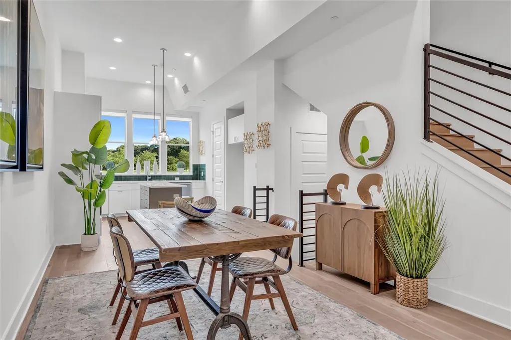 2505 Bluebonnet Avenue Austin TX 78704