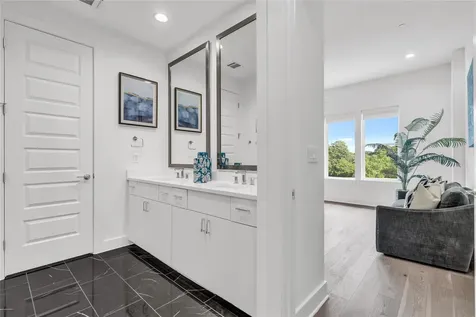 2505 Bluebonnet Avenue Austin TX 78704