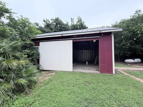 570 W Keanahalululu Lane Bastrop TX 78602
