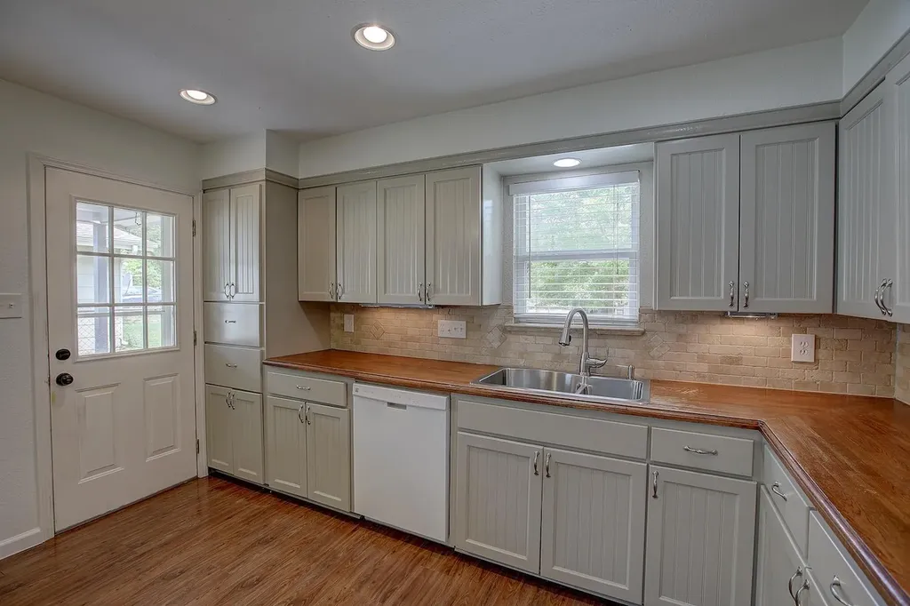 1307 Vine Street Georgetown TX 78626