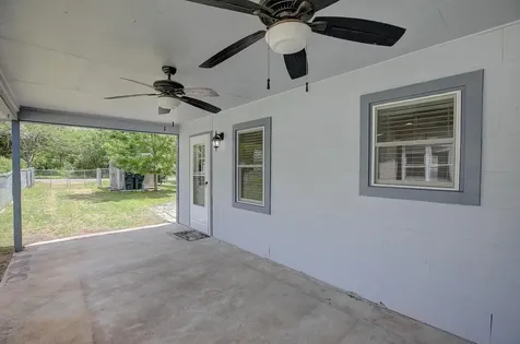 1307 Vine Street Georgetown TX 78626