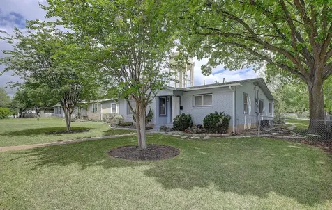 1307 Vine Street Georgetown TX 78626