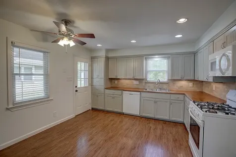 1307 Vine Street Georgetown TX 78626