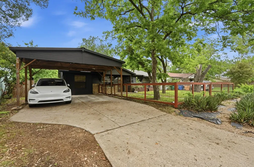 6207 Hickman Avenue Austin TX 78723