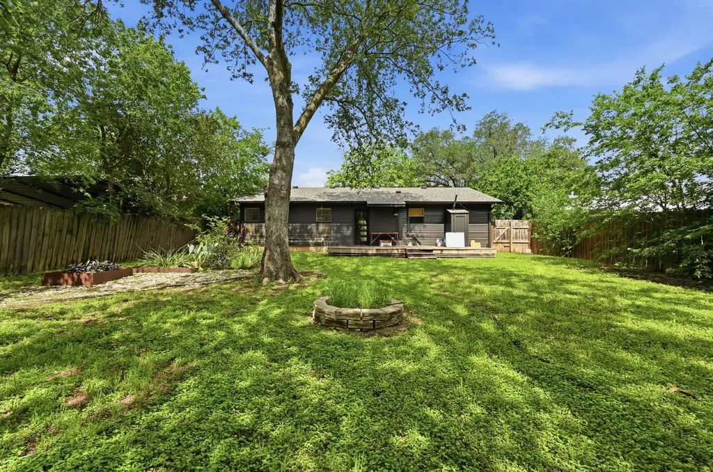 6207 Hickman Avenue Austin TX 78723