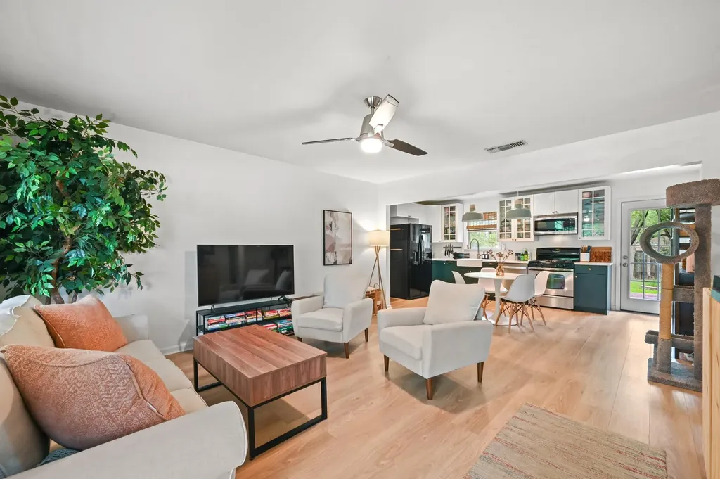 6207 Hickman Avenue Austin TX 78723