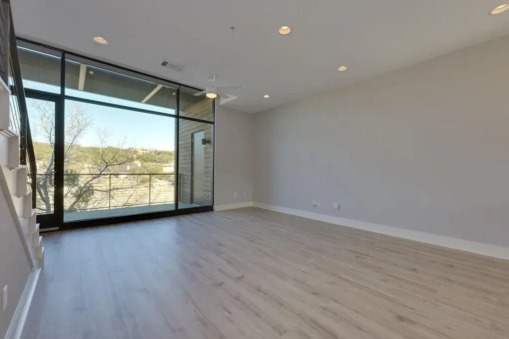 1101 Ivean Pearson Road Lago Vista TX 78645