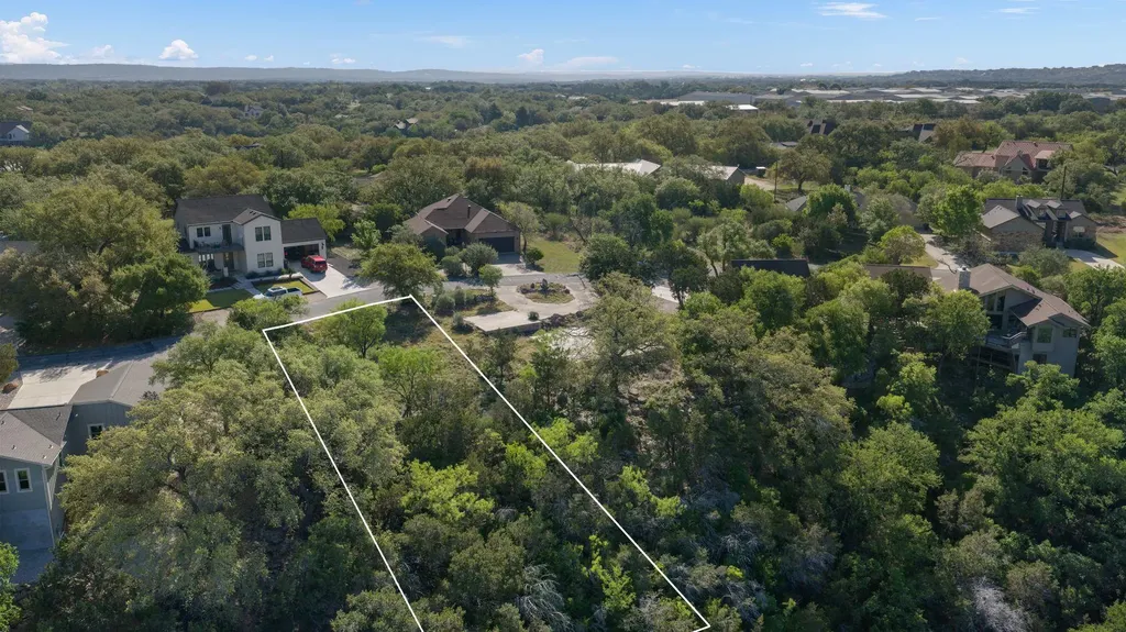 329 Kendall Drive Spicewood TX 78669