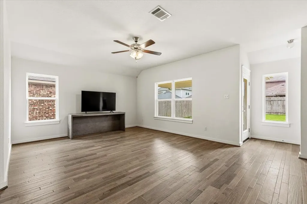 16908 Antioch Avenue Pflugerville TX 78660