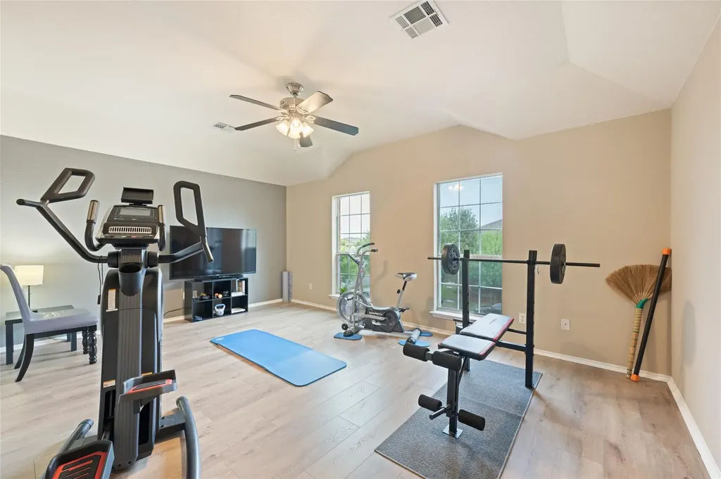 2405 Rachel Court Round Rock TX 78664