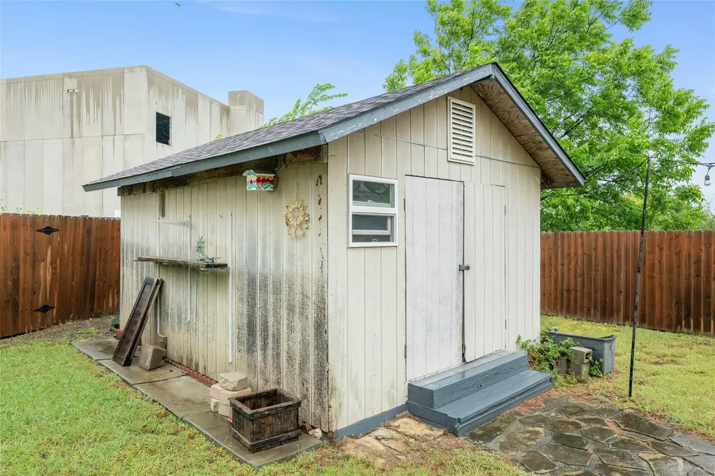 2405 Rachel Court Round Rock TX 78664