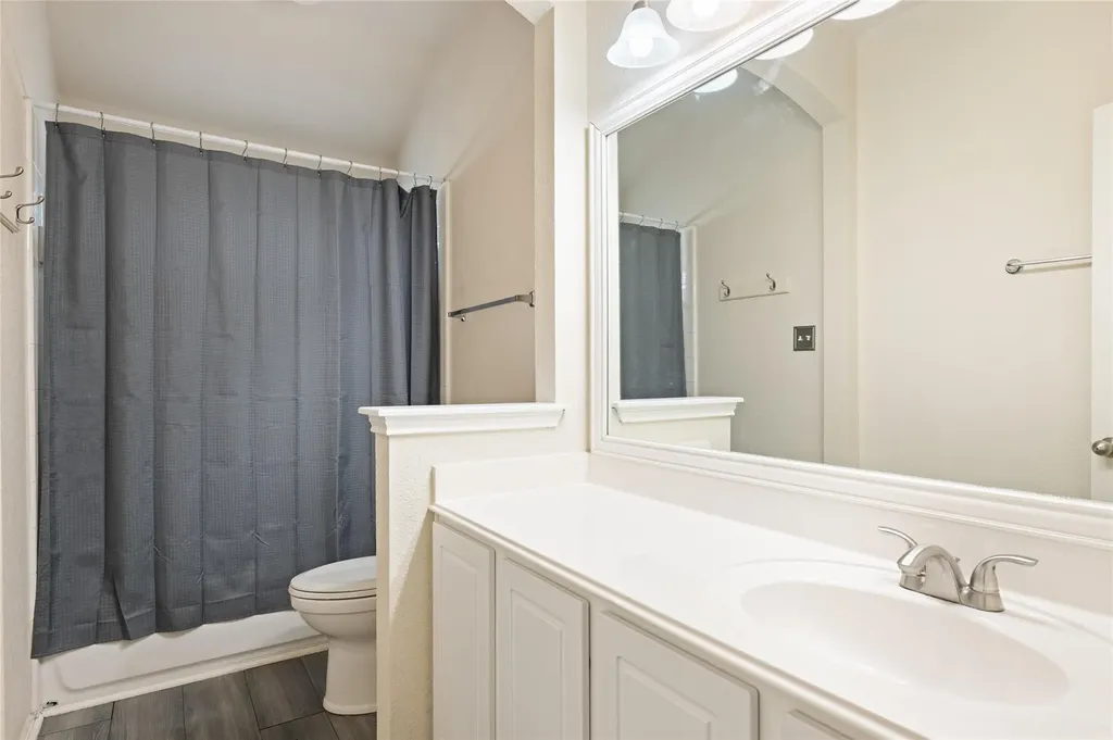 2405 Rachel Court Round Rock TX 78664