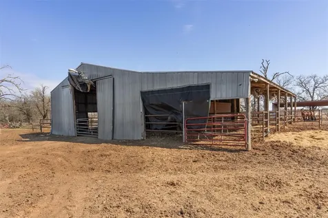 173 County Road 458a Thorndale TX 76577
