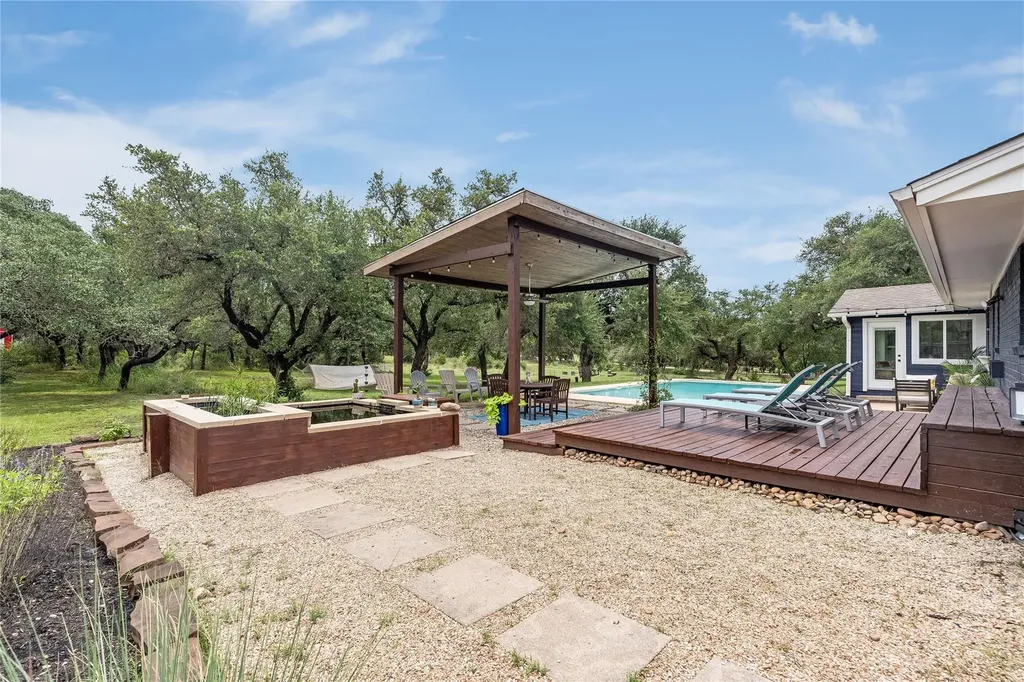 10133 Oliver Drive Austin TX 78737