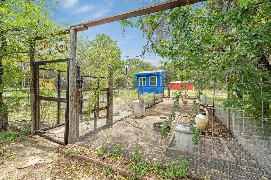 10133 Oliver Drive Austin TX 78737