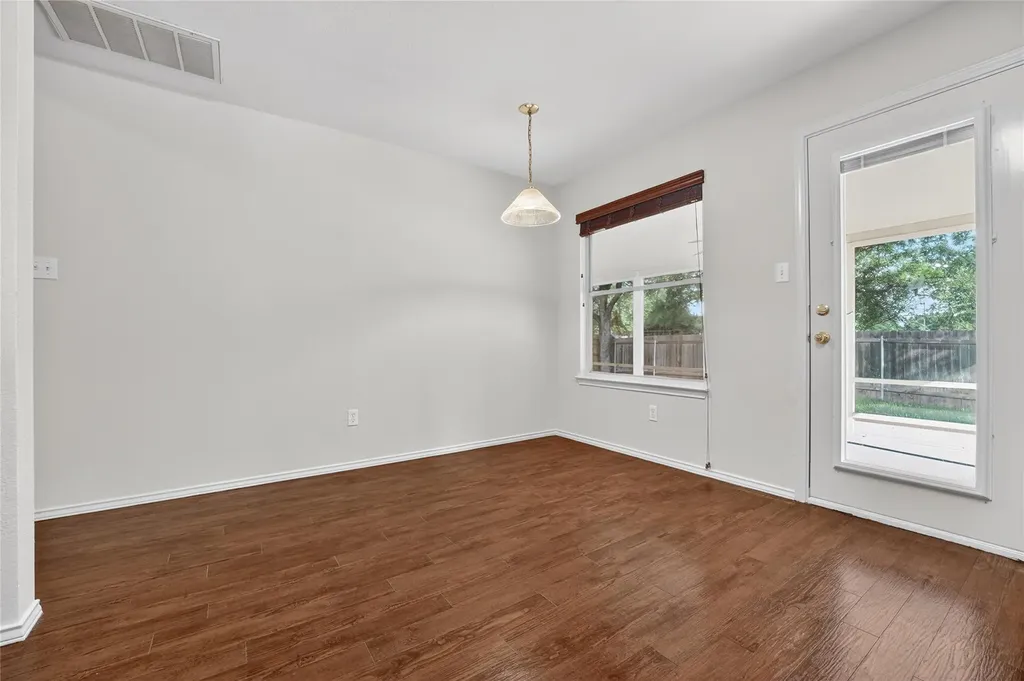 1898 Wallin Loop Round Rock TX 78664