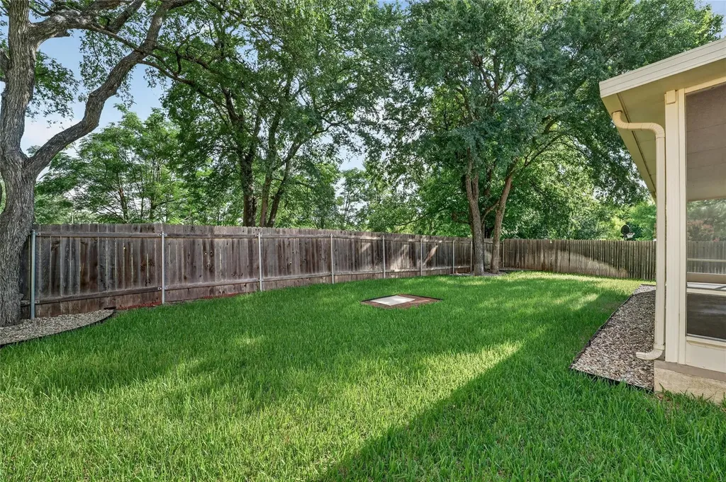 1898 Wallin Loop Round Rock TX 78664