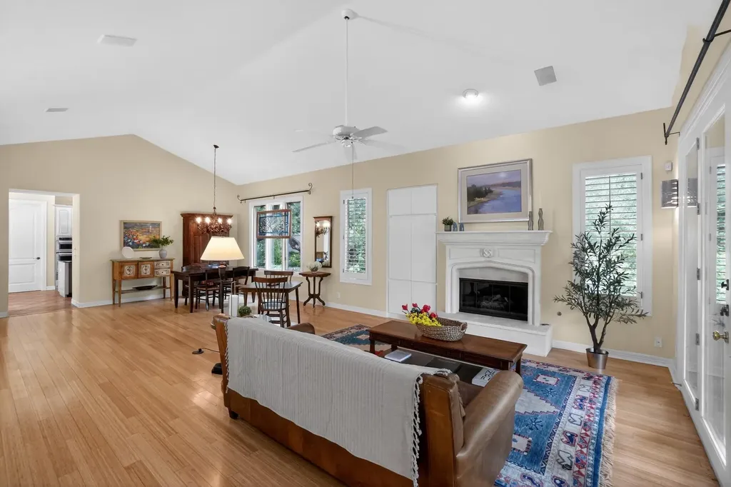 2305 Barton Creek Boulevard Austin TX 78735