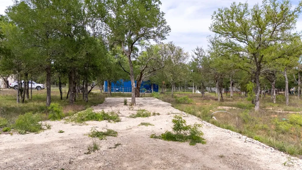 171 Comancheria Trail Elgin TX 78621