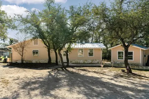 2058 Montell Road Wimberley TX 78676