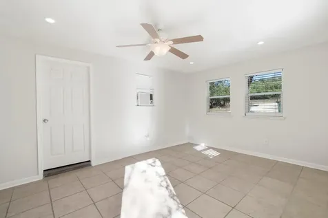 2058 Montell Road Wimberley TX 78676