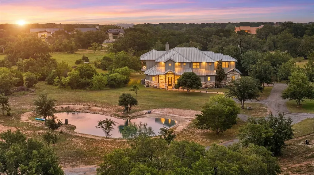 3830 Outback Trail Spicewood TX 78669
