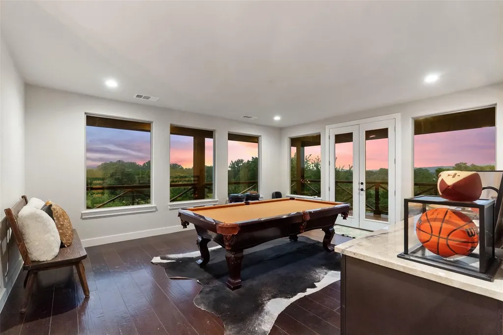 3830 Outback Trail Spicewood TX 78669