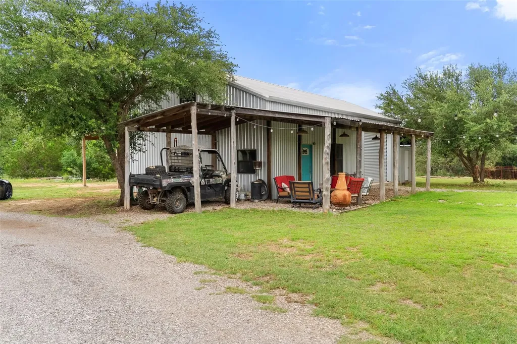 3830 Outback Trail Spicewood TX 78669