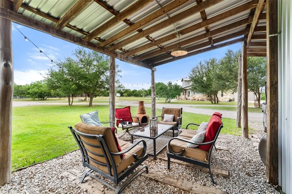 3830 Outback Trail Spicewood TX 78669