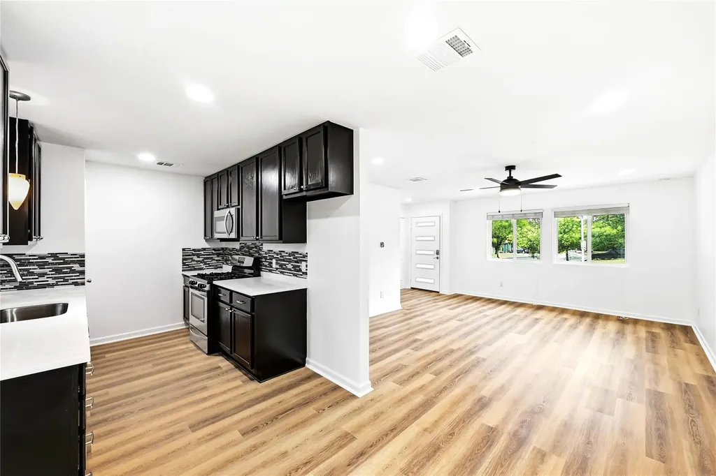 707 Great Britain Boulevard Austin TX 78748