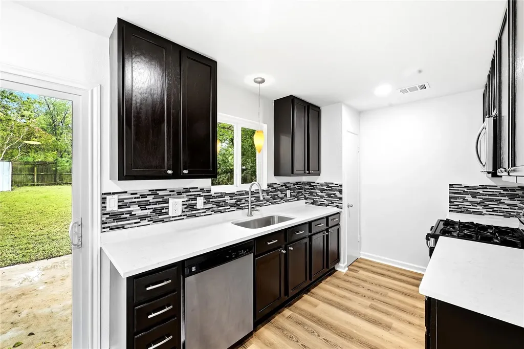 707 Great Britain Boulevard Austin TX 78748
