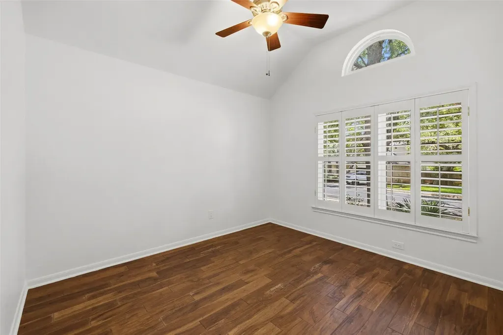 6706 Debcoe Drive Austin TX 78749