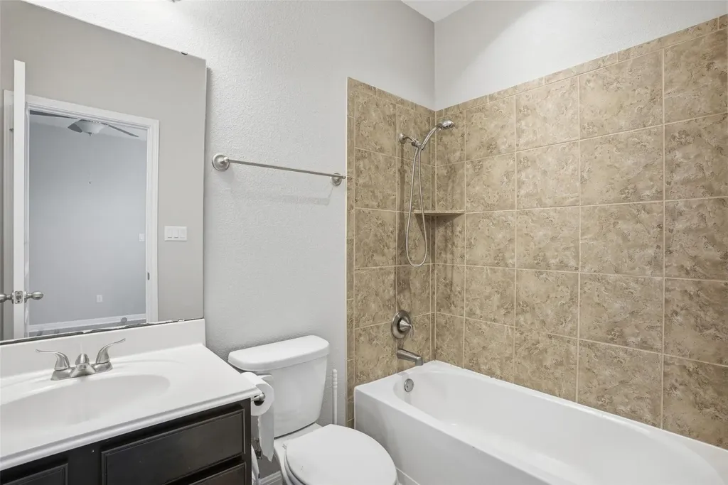 155 Rock Vista Run Austin TX 78737