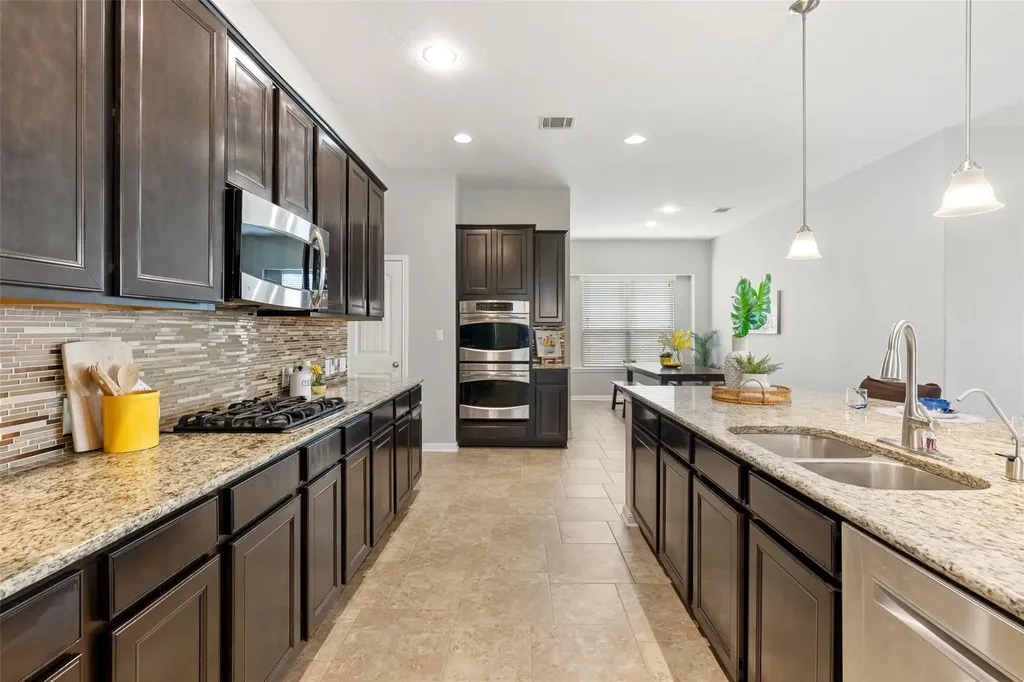 155 Rock Vista Run Austin TX 78737