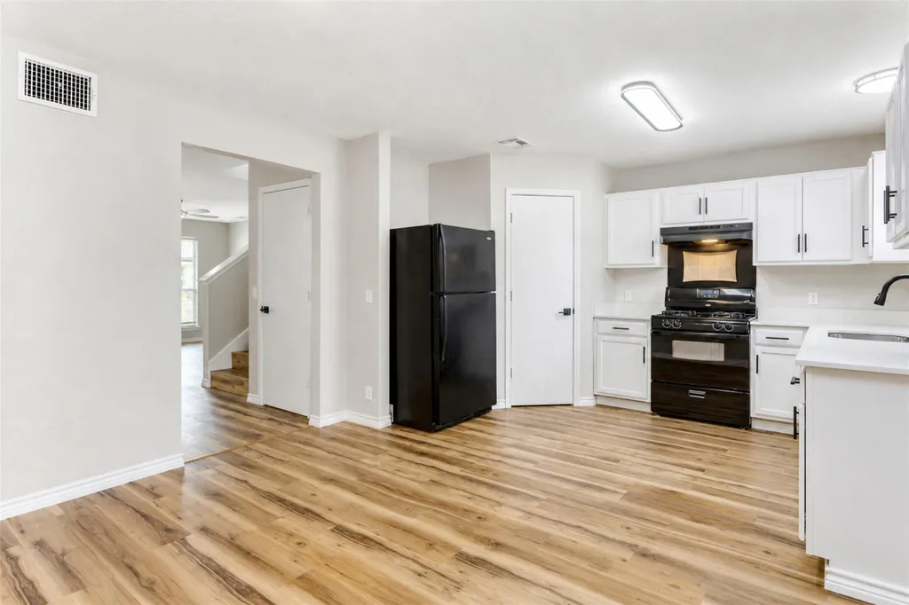 4523 Secure Lane Austin TX 78725