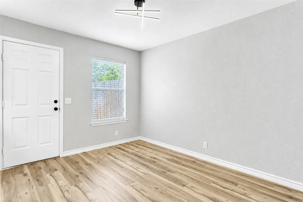 4523 Secure Lane Austin TX 78725
