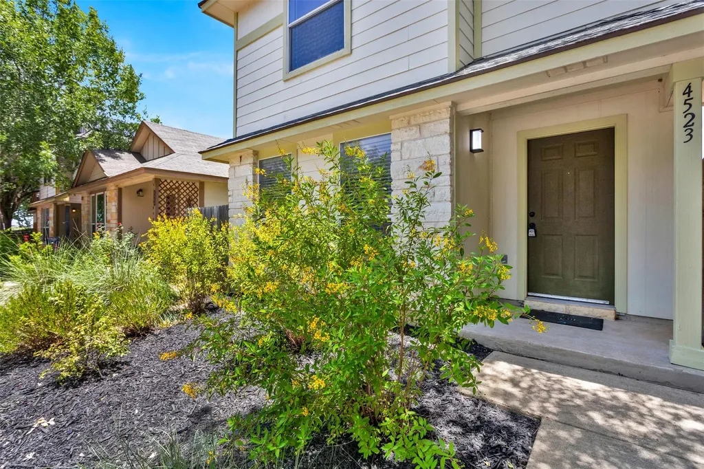 4523 Secure Lane Austin TX 78725