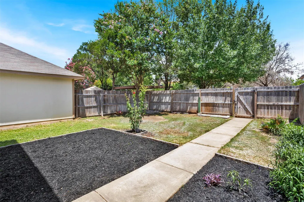 4523 Secure Lane Austin TX 78725
