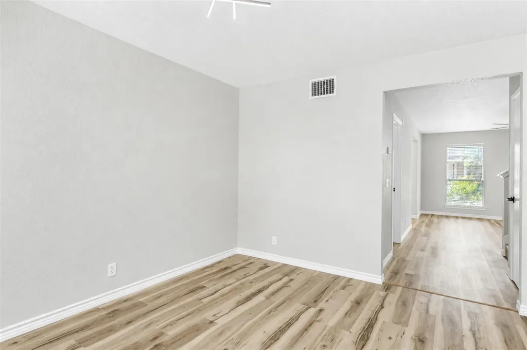 4523 Secure Lane Austin TX 78725