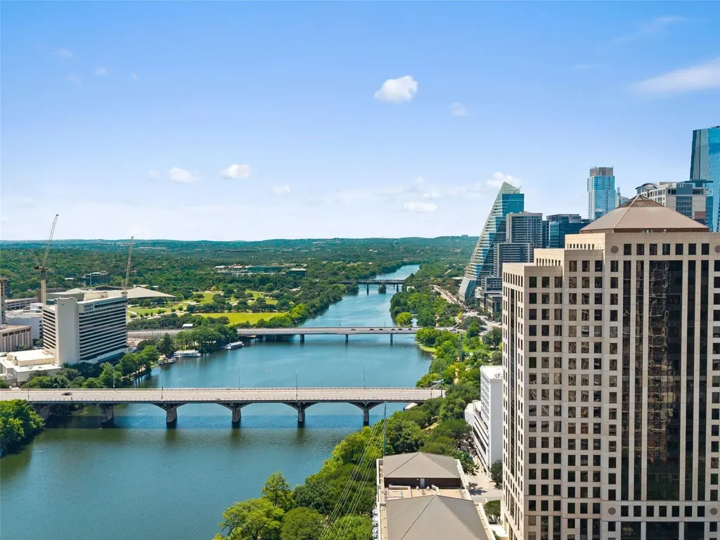 98 San Jacinto Boulevard Austin TX 78701