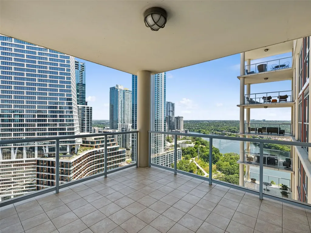 98 San Jacinto Boulevard Austin TX 78701
