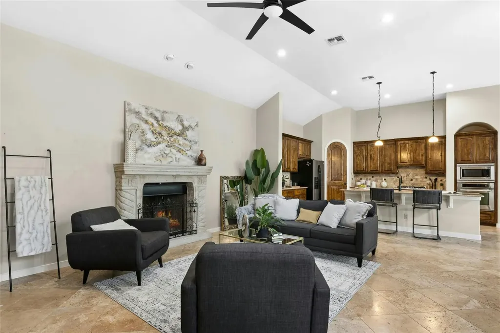 15206 Lariat Trail Austin TX 78734