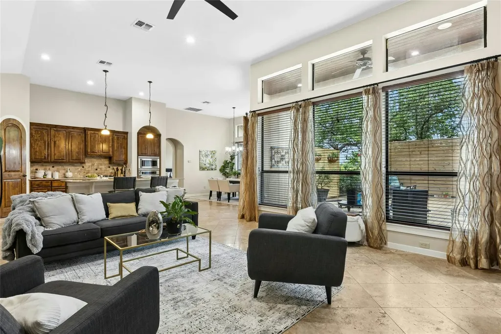 15206 Lariat Trail Austin TX 78734
