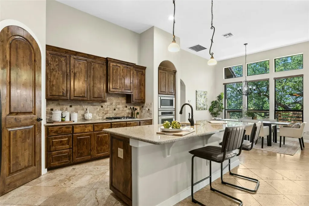 15206 Lariat Trail Austin TX 78734