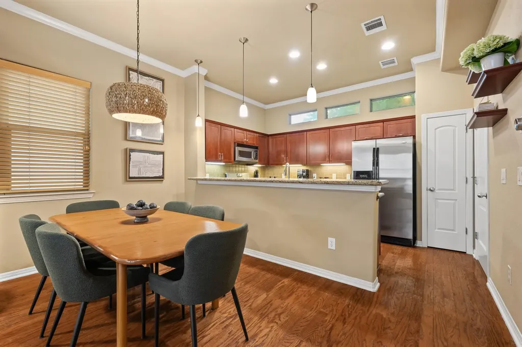 1115 Kinney Avenue Austin TX 78704